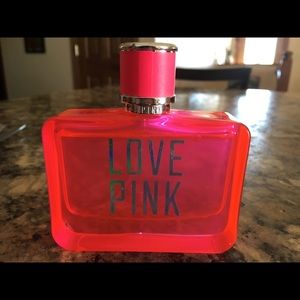 VS pink perfume
